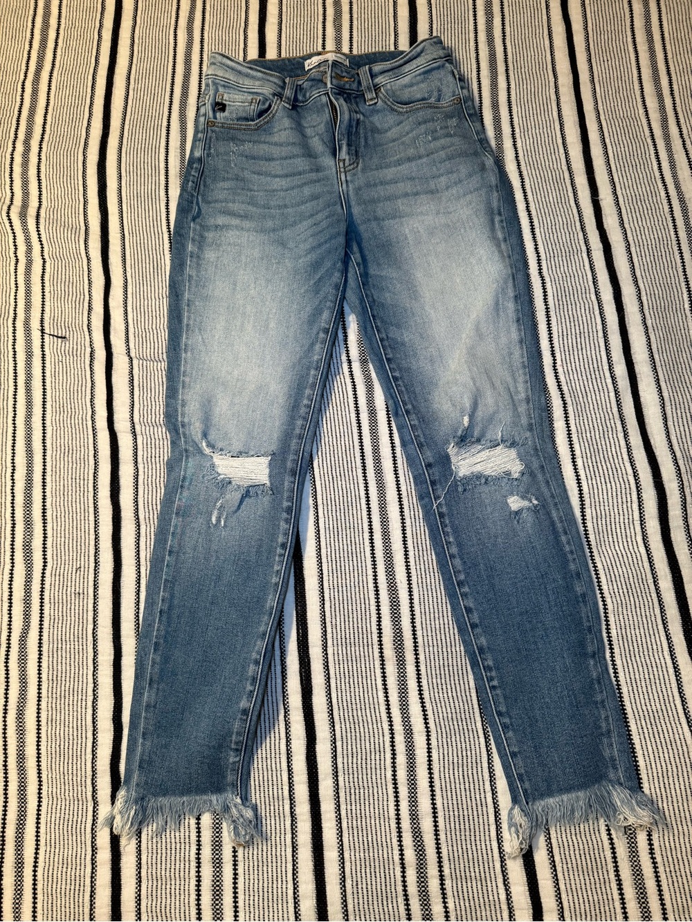 Kancan Light Blue Distressed Jeans